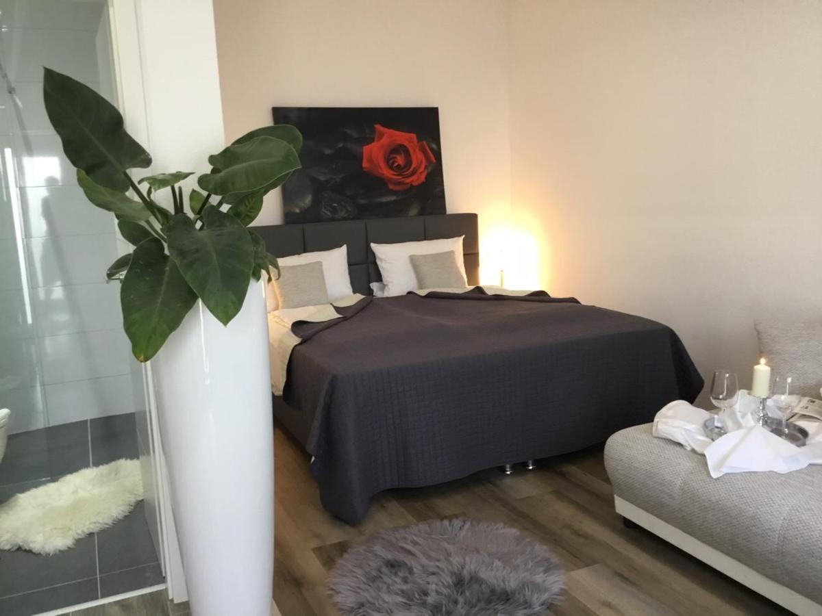 Hotel Zum Berggarten Kassel Buitenkant foto