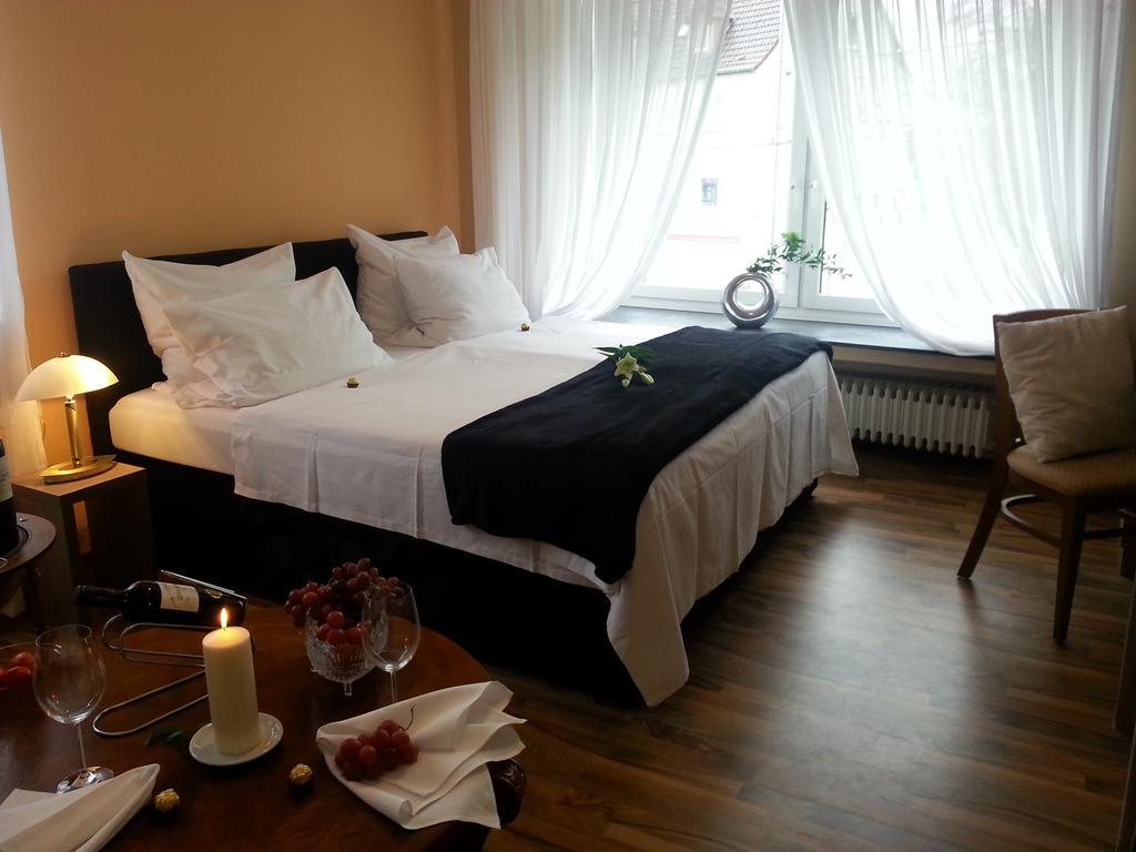 Hotel Zum Berggarten Kassel Buitenkant foto